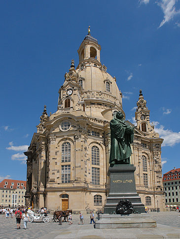 Foto Frauenkirche und Neumarkt